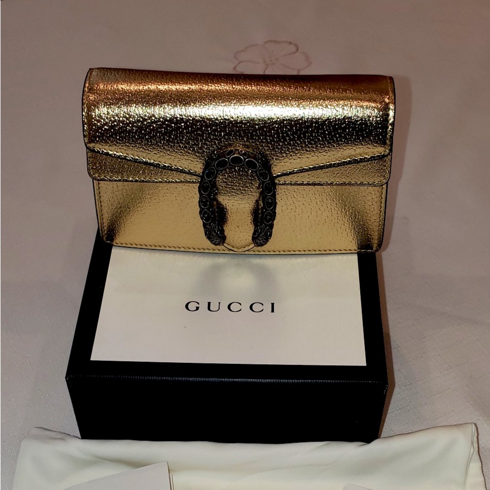 AUTHENTIC GUCCI Ultra Mini Dionysus. Gold leather. Never Worn!!